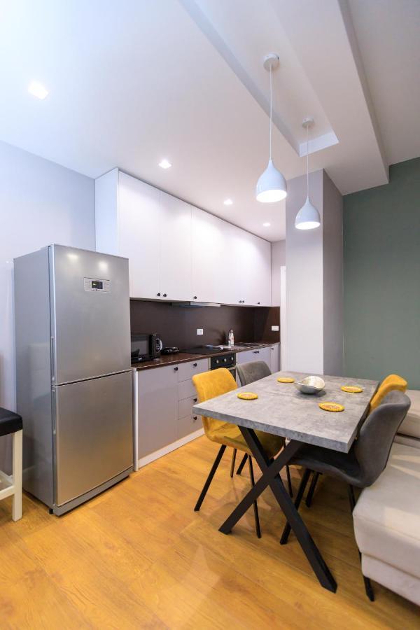 Kler Apartments City Center Tirana Exteriör bild